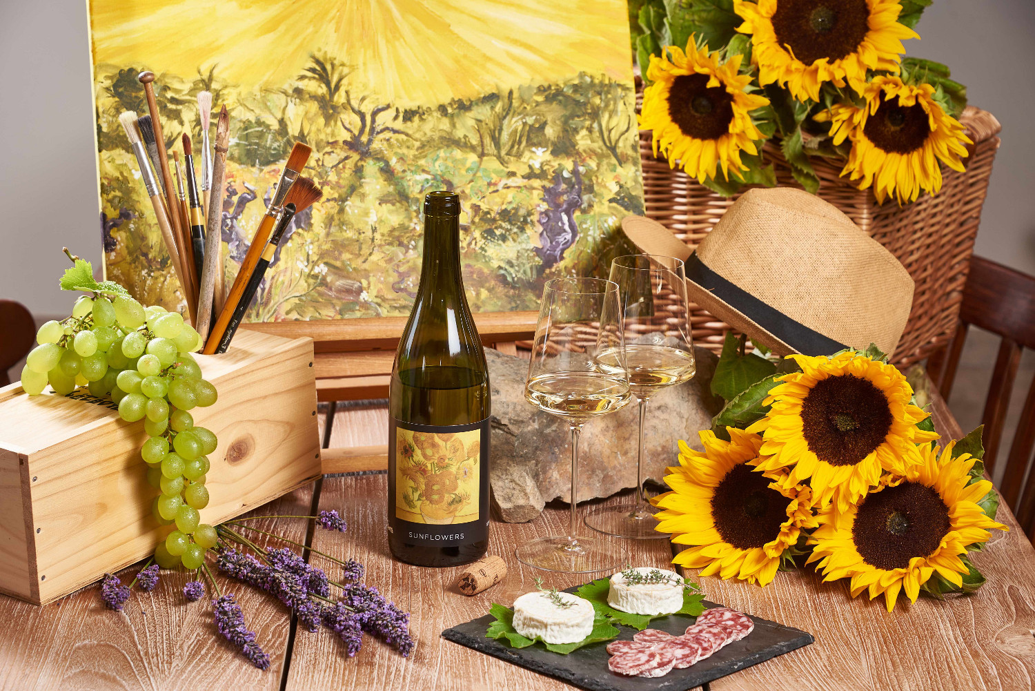 Domaine du Météore Sunflowers Domaine du Météore Sunflowers